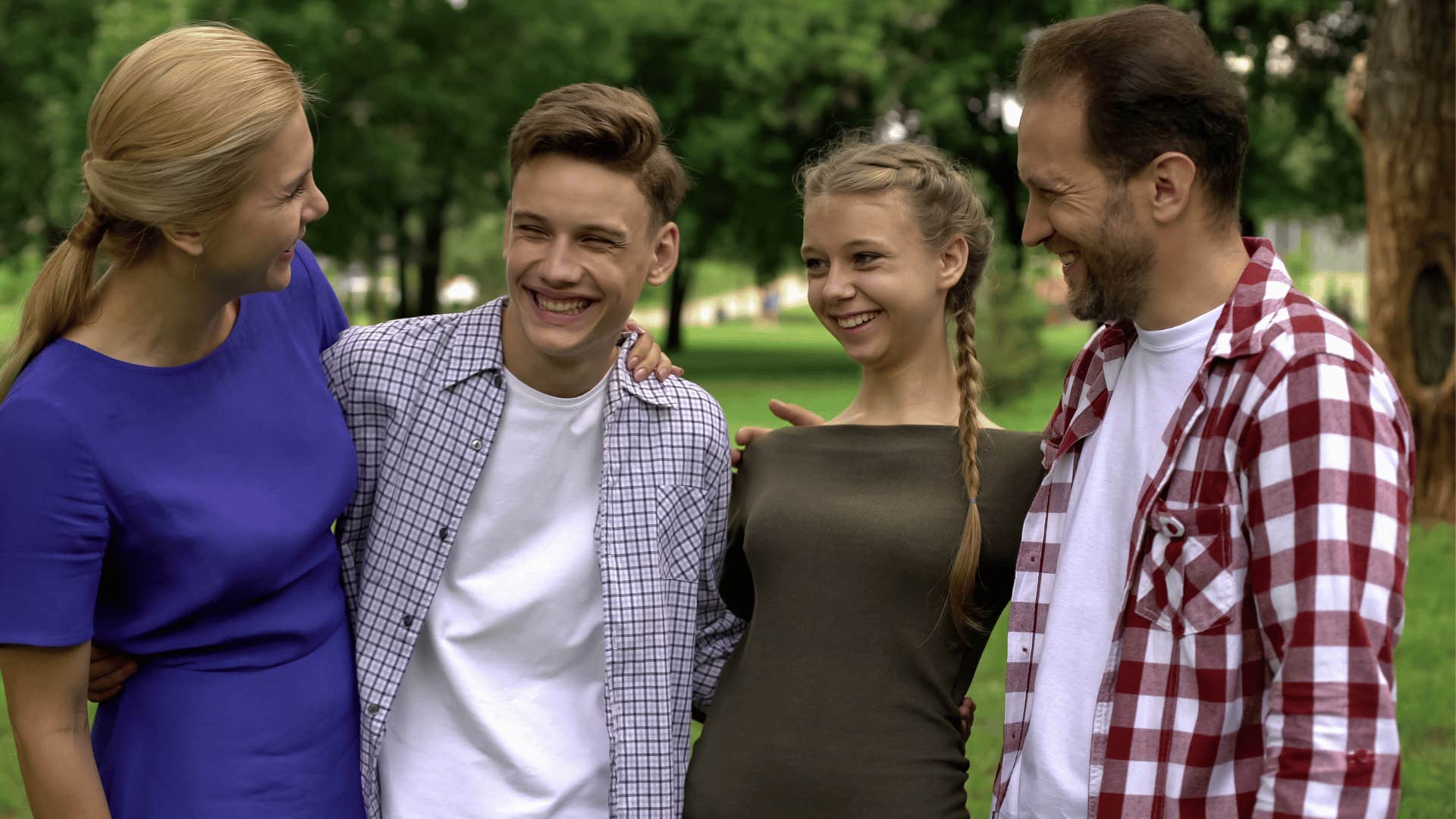 girls who grew up with brothers usually have these unique traits deep understanding of male psychology