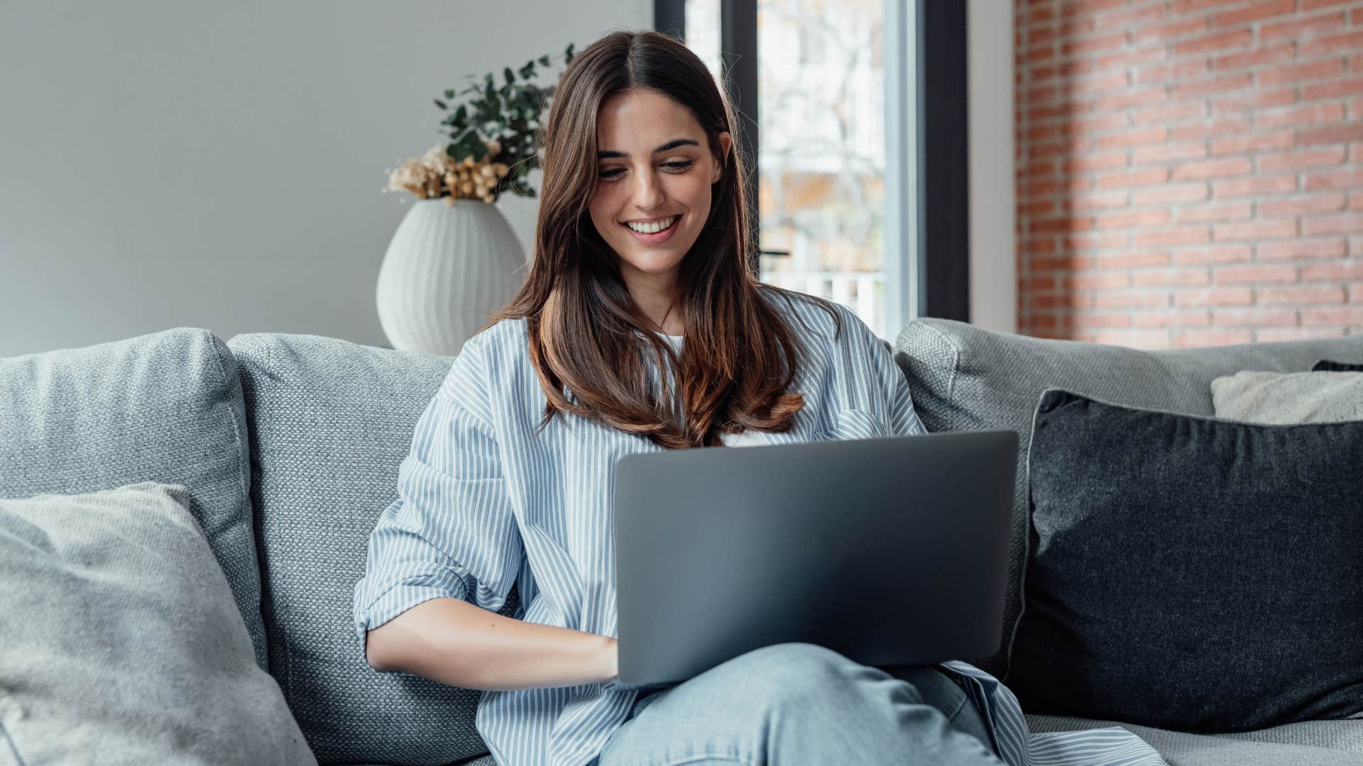 woman who is highly conceited as her social media is too polished