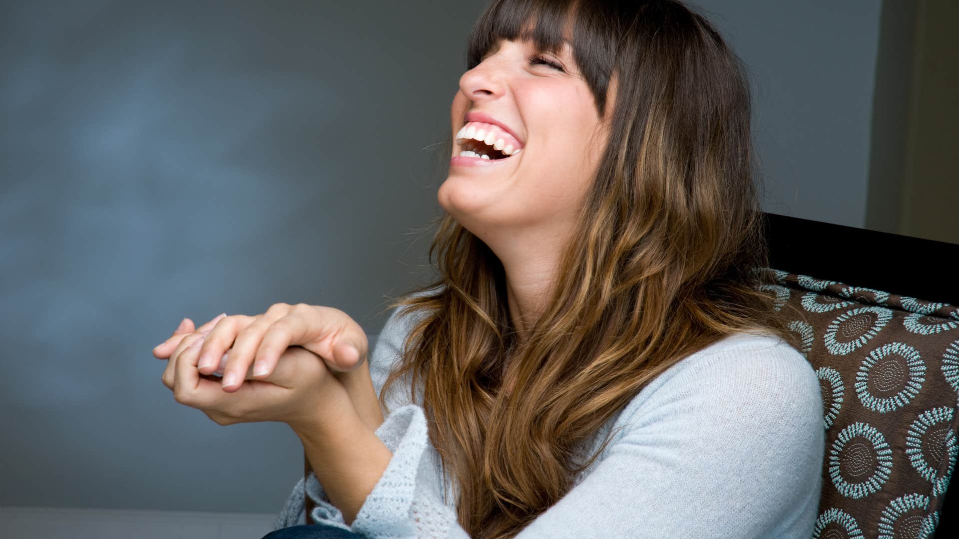 if a woman has these eccentric habits shes a ton of fun to be married to she pokes fun at herself