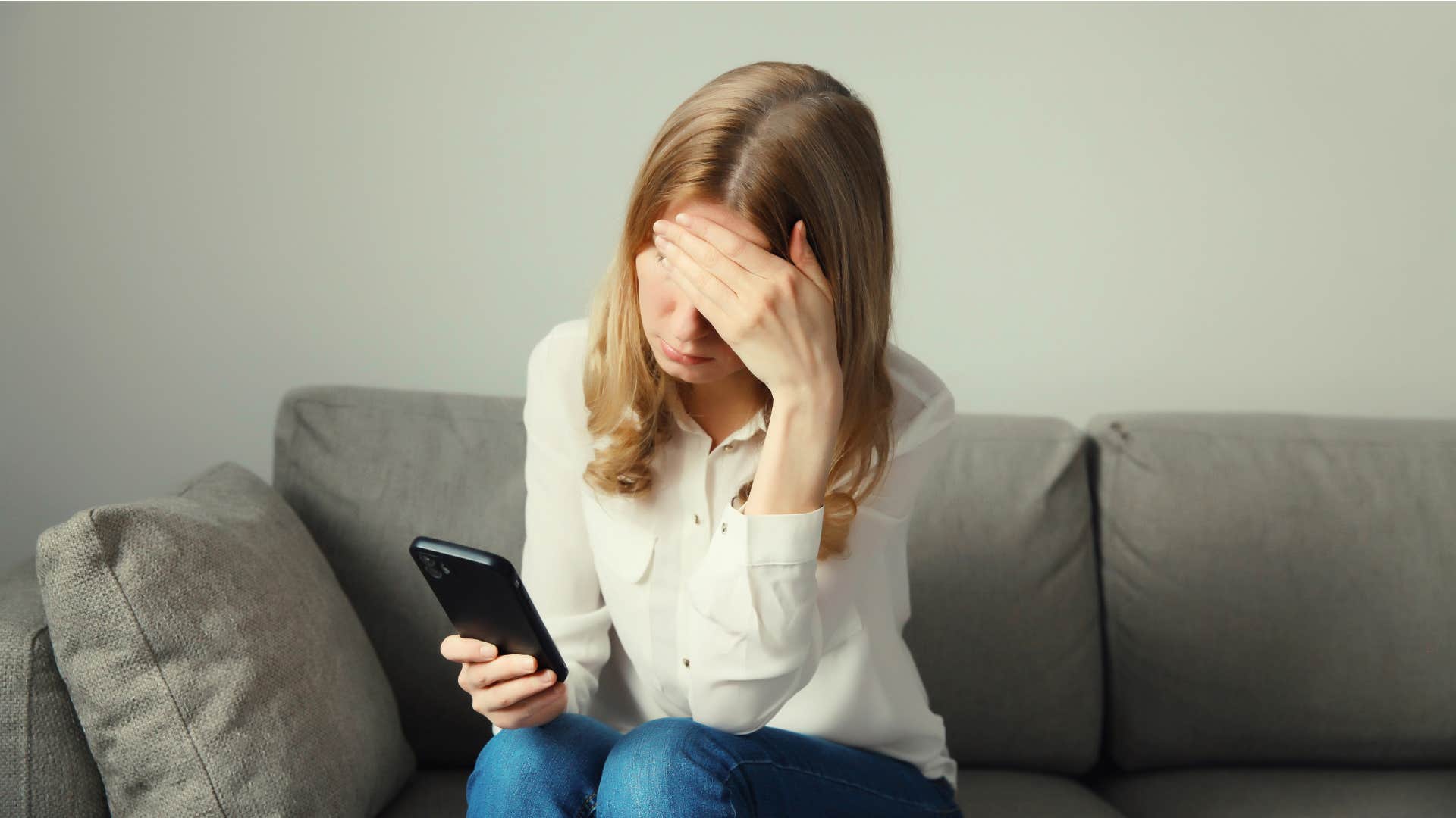 woman who it's a big deal when she doesn't answer texts