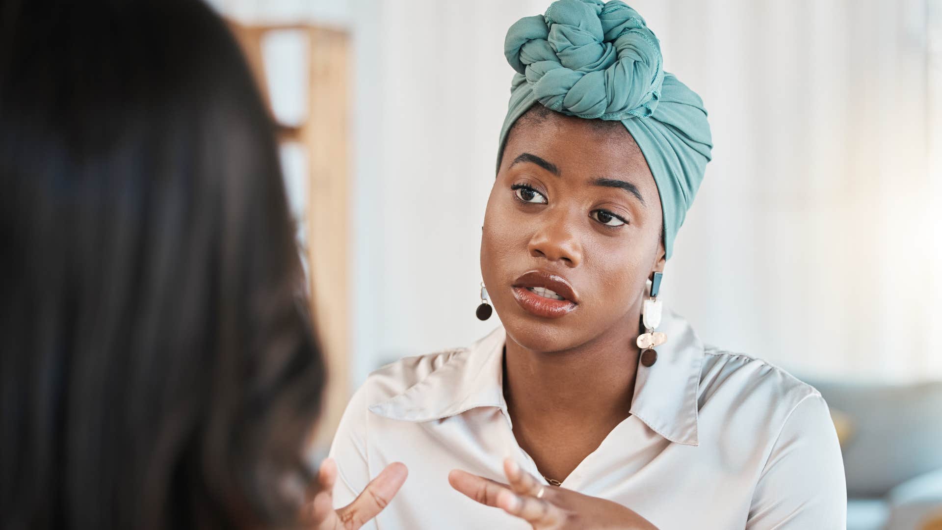 woman having conversation with reliable friend