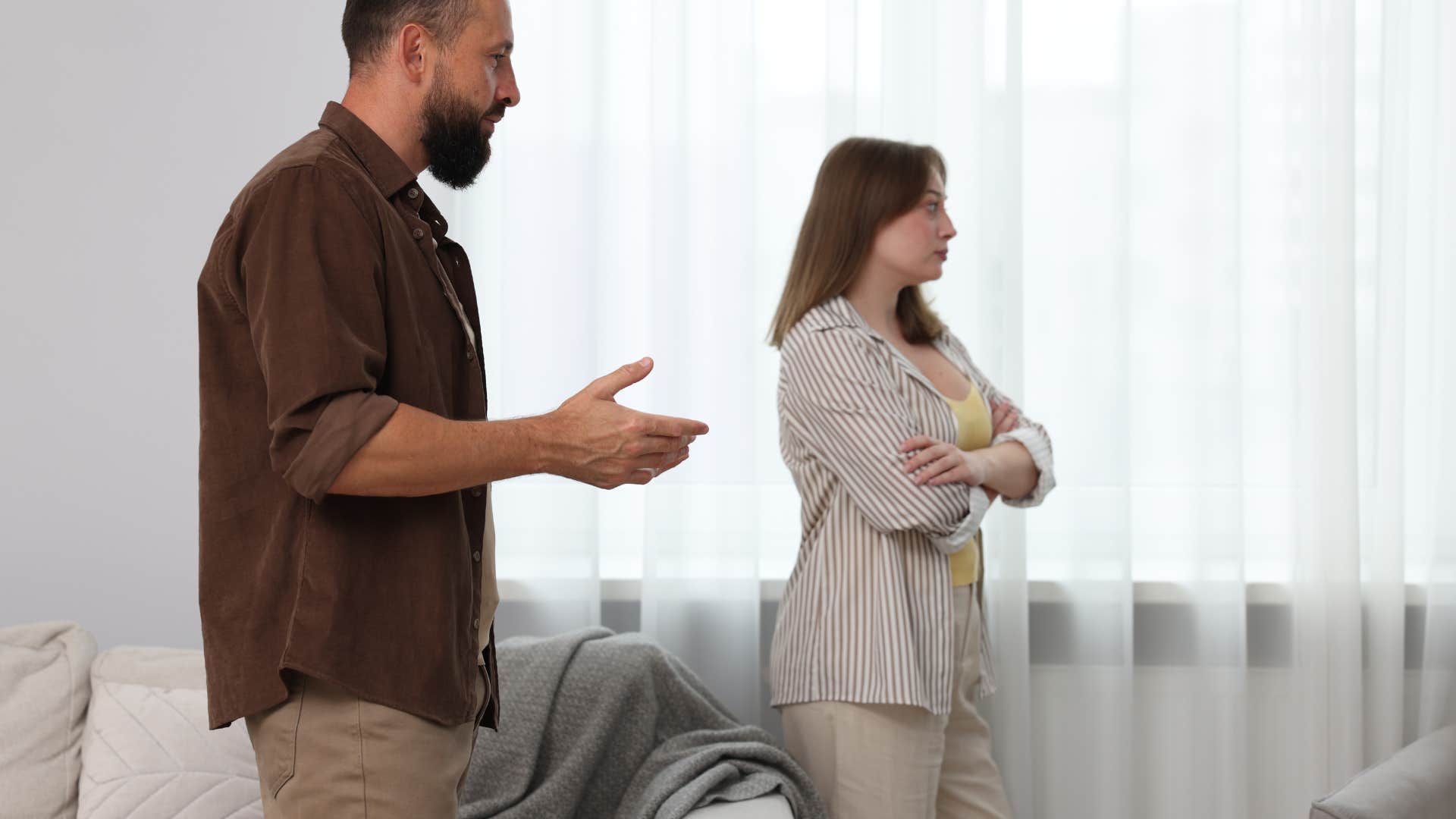 if someone is not trustworthy they'll say these phrases casually everyone says that about me but it's not true