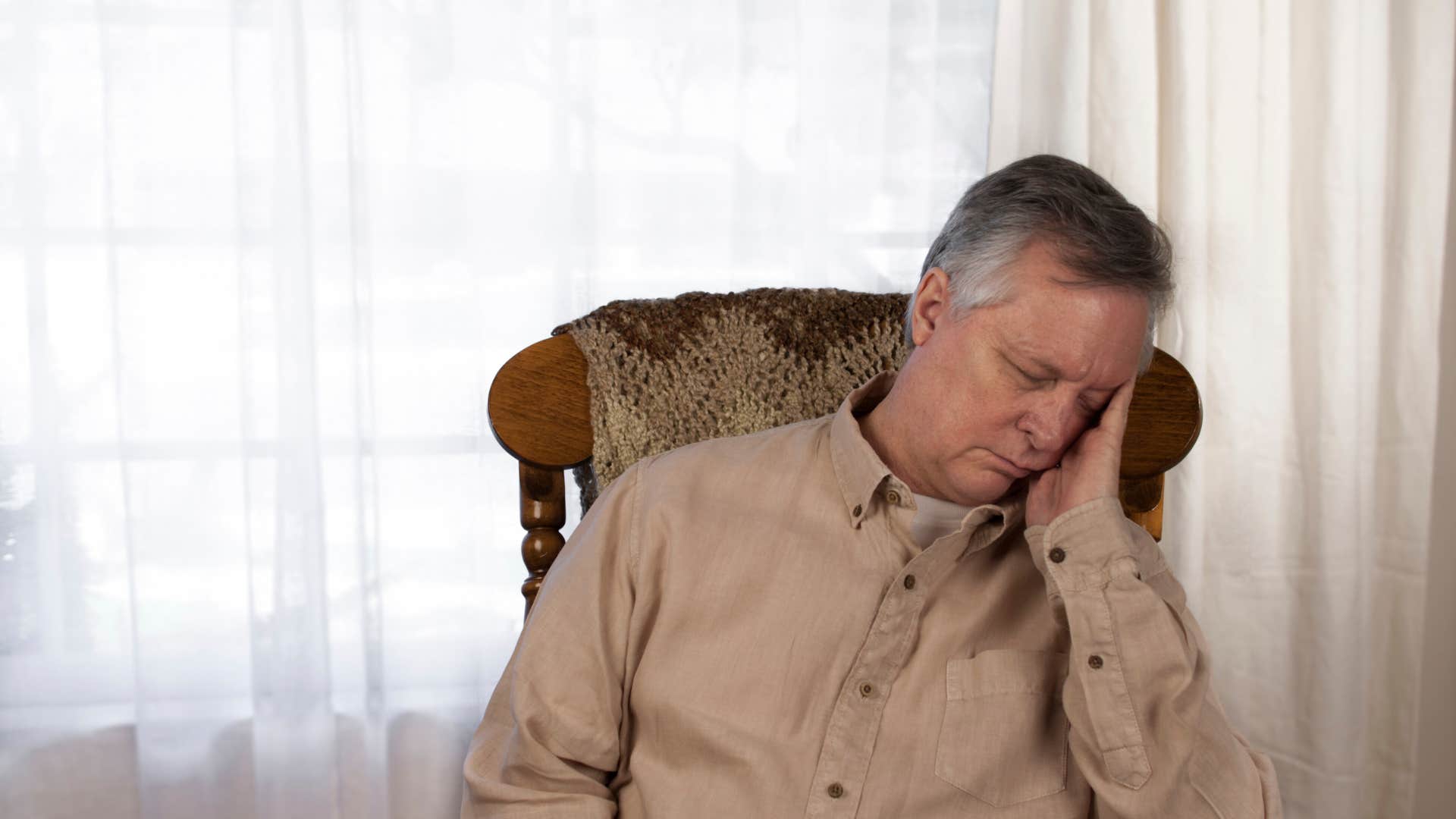 if your dad always has the tv on hes avoiding these fears having a tough conversation