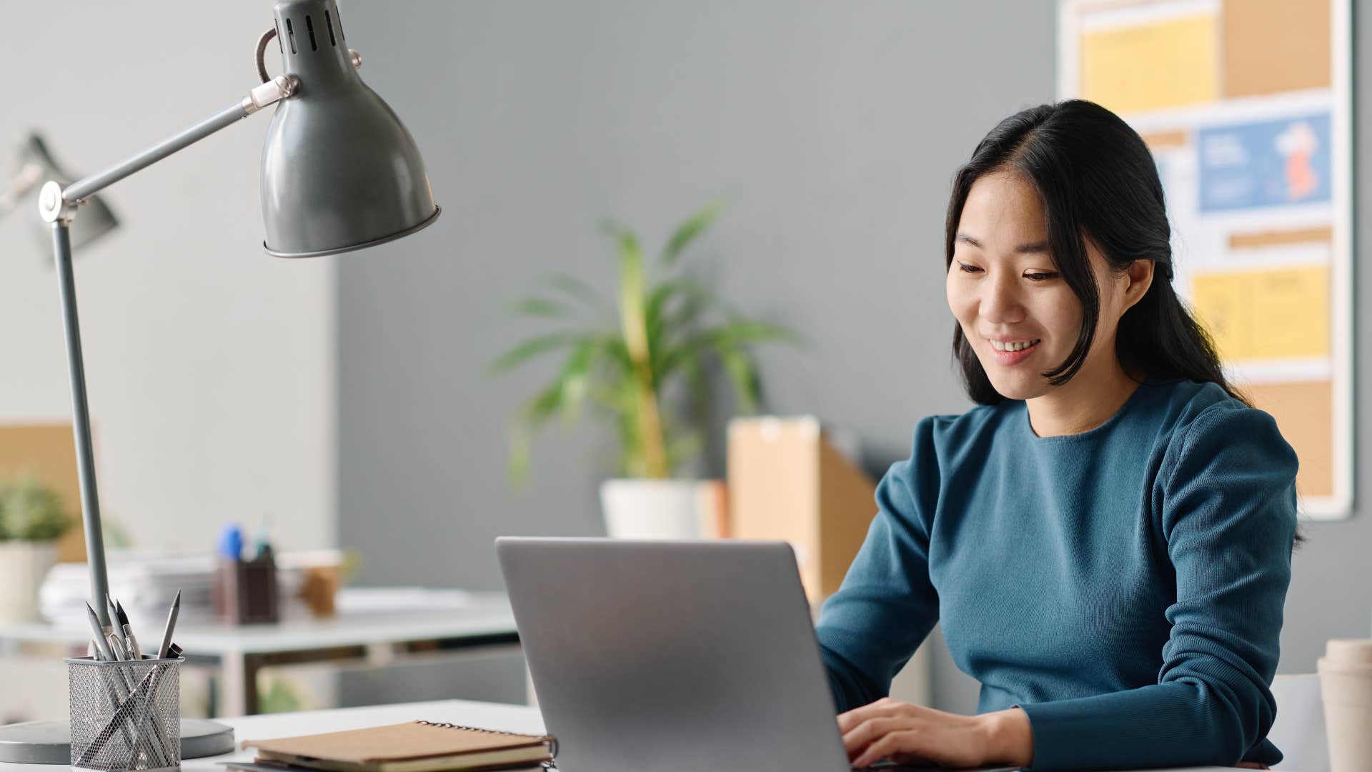 if your inbox is always full of unread emails you probably have these quirky personality traits youre afraid of deleting something important