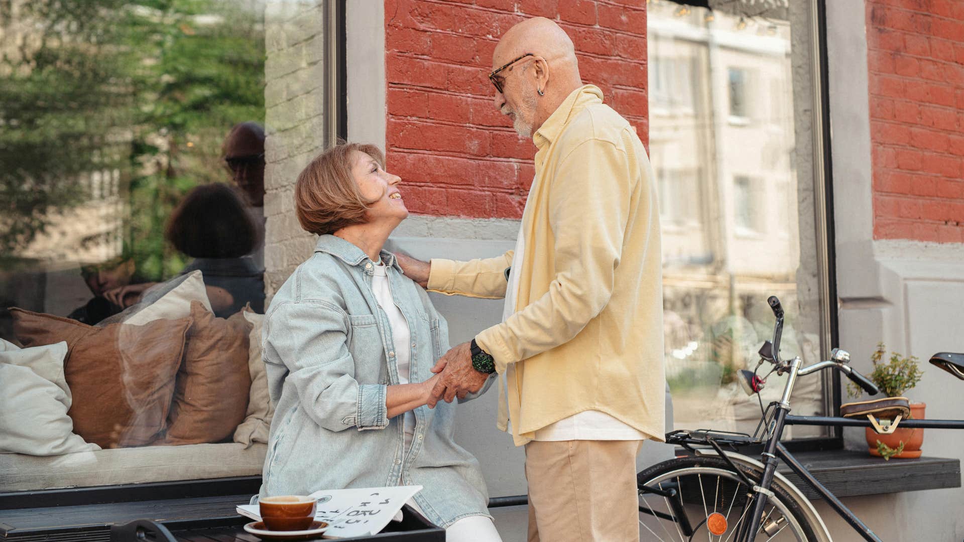 wife saying let me know how i can help you