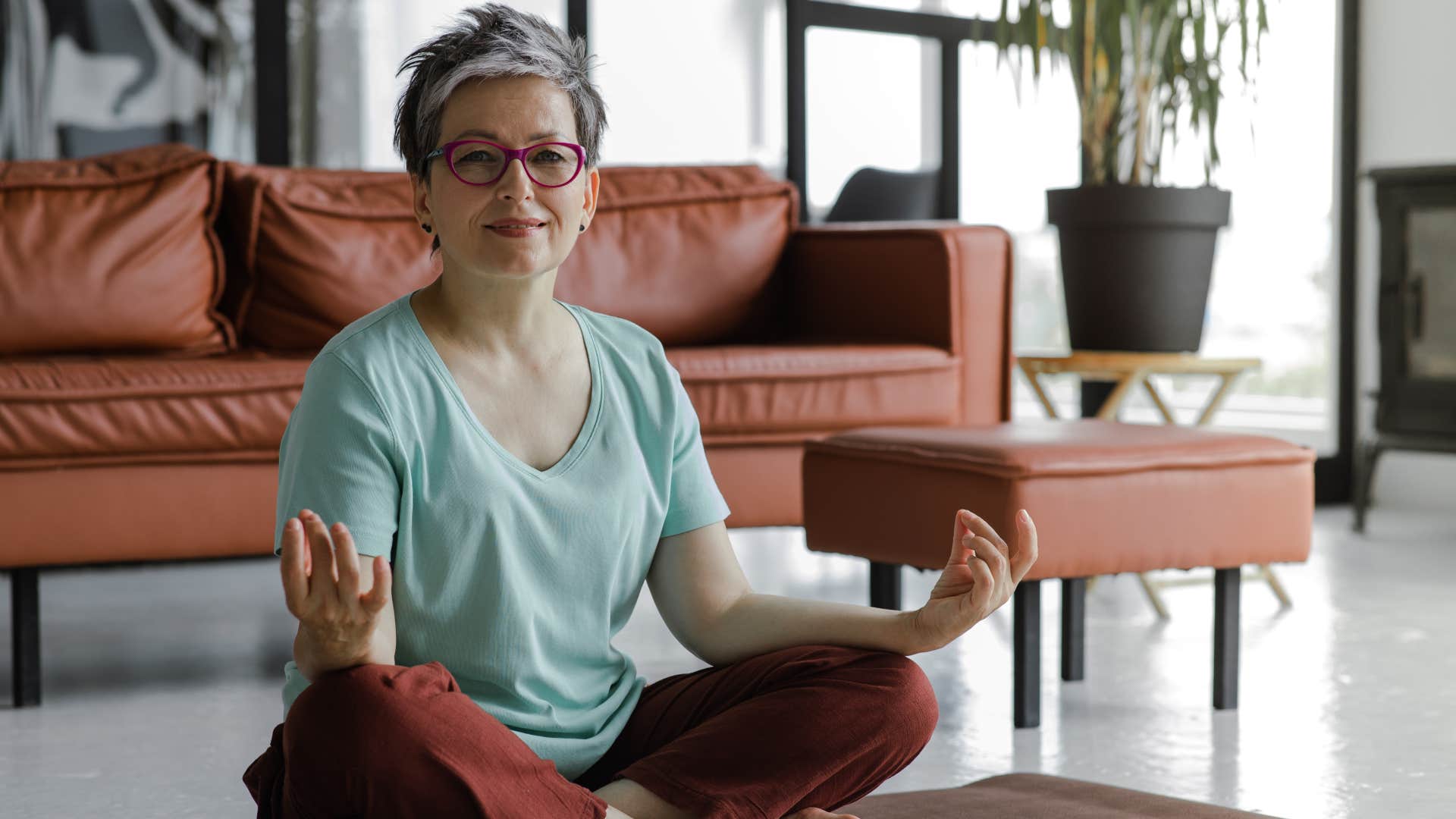 mom practices mindfulness, meditation, or yoga as a hobby 