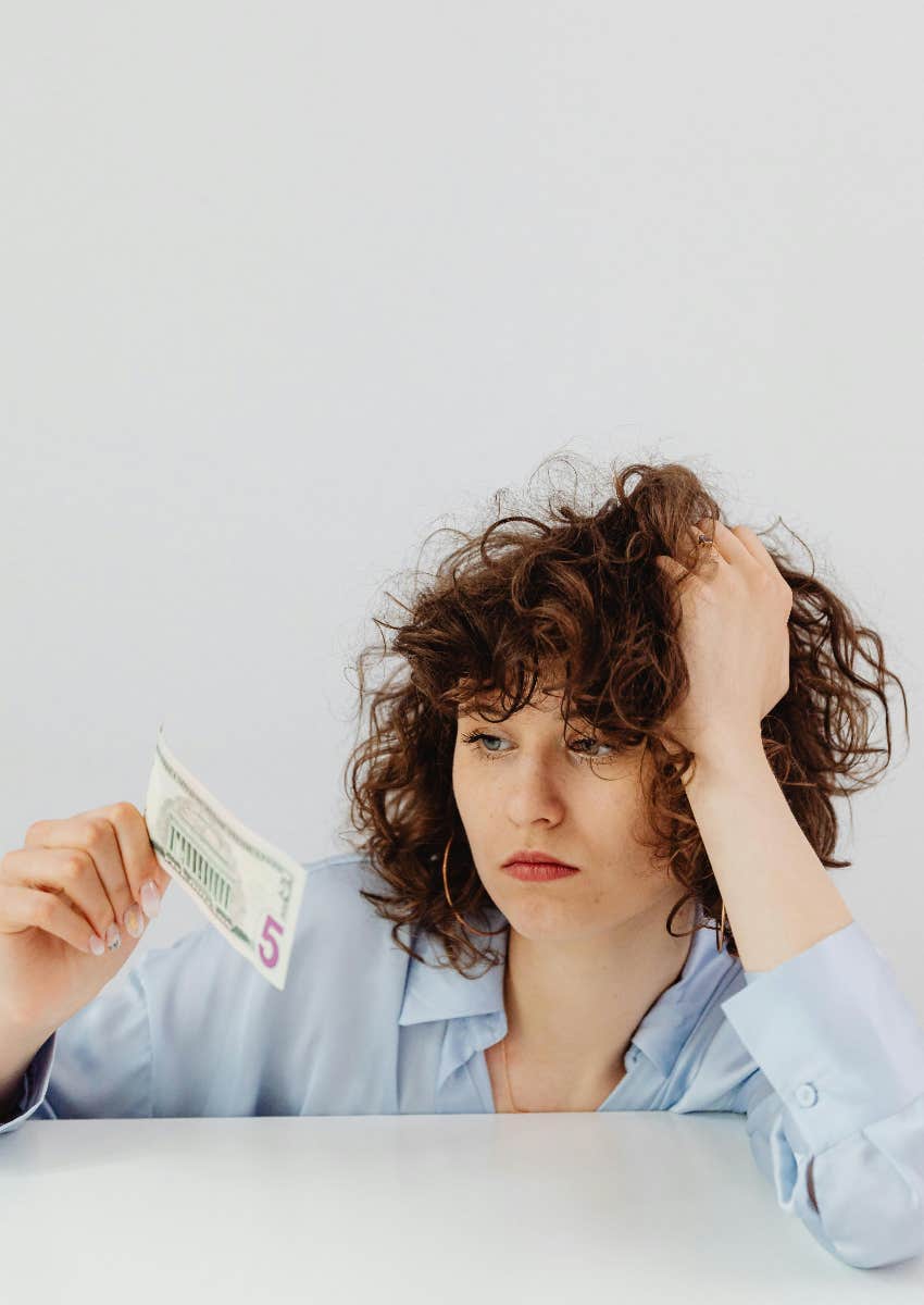 worker who didn't get a holiday bonus