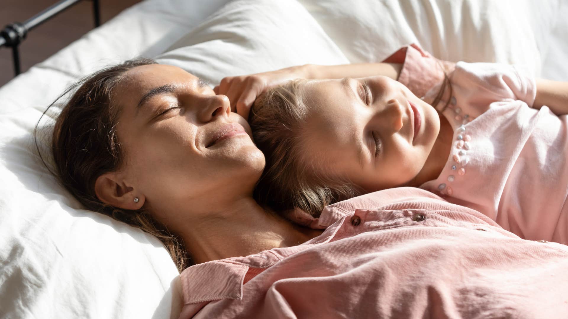 mom and daughter who go to bed at the same time