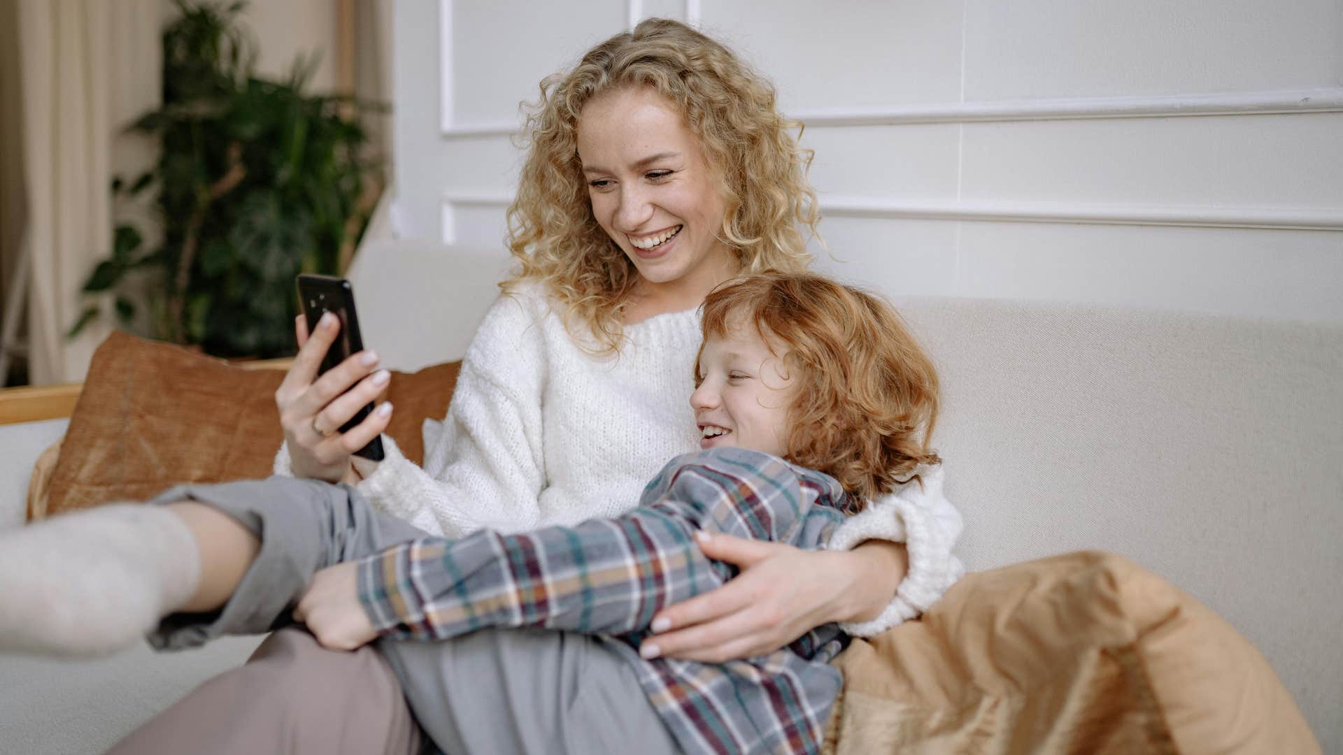 parent who is open and loving toward their kid