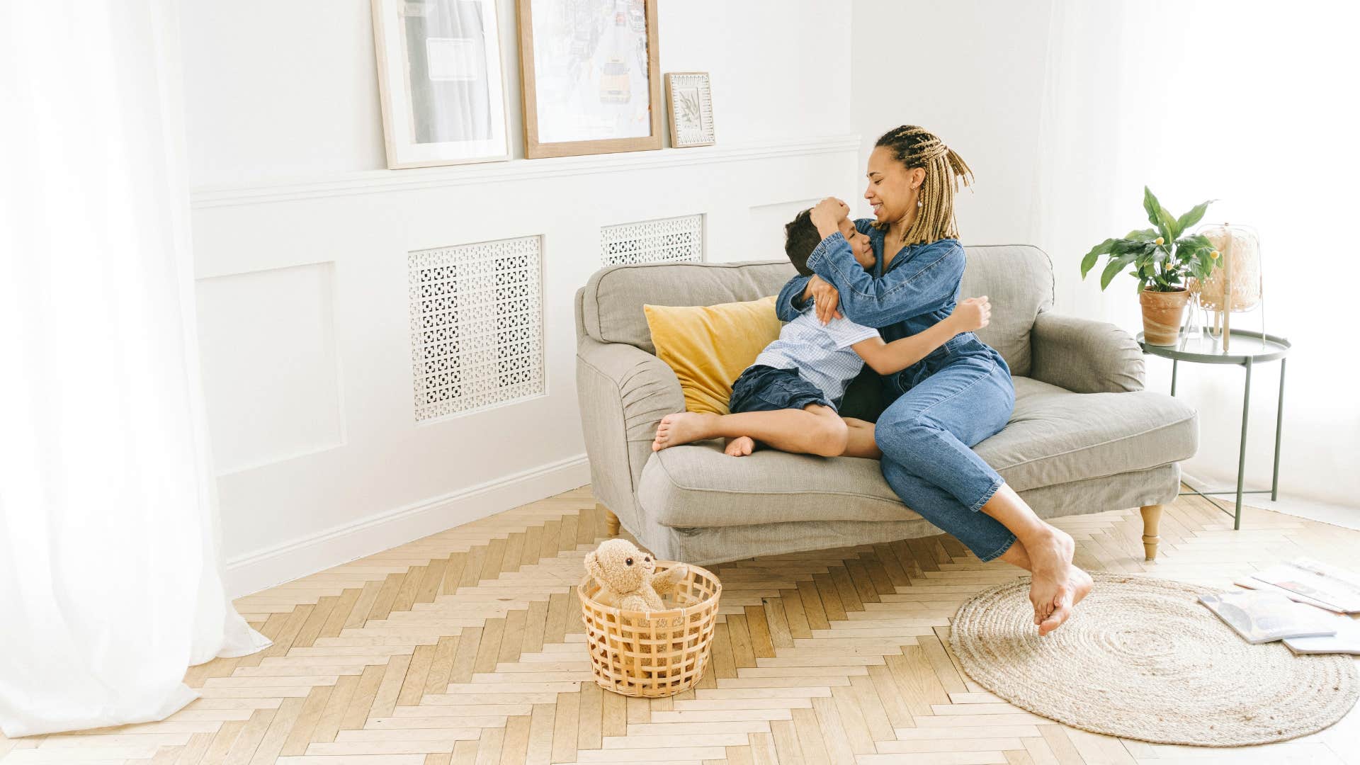 parent who thanks their child when they do a chore