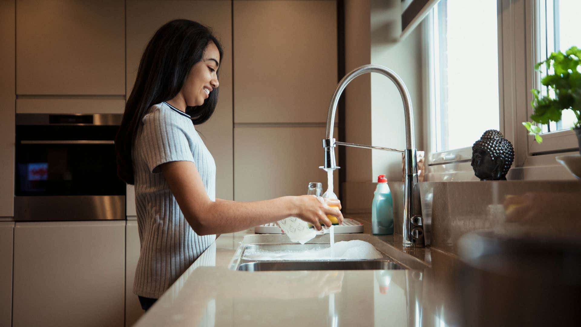 people who cant go to sleep with dirty dishes in the sink usually have these special traits they are disciplined 