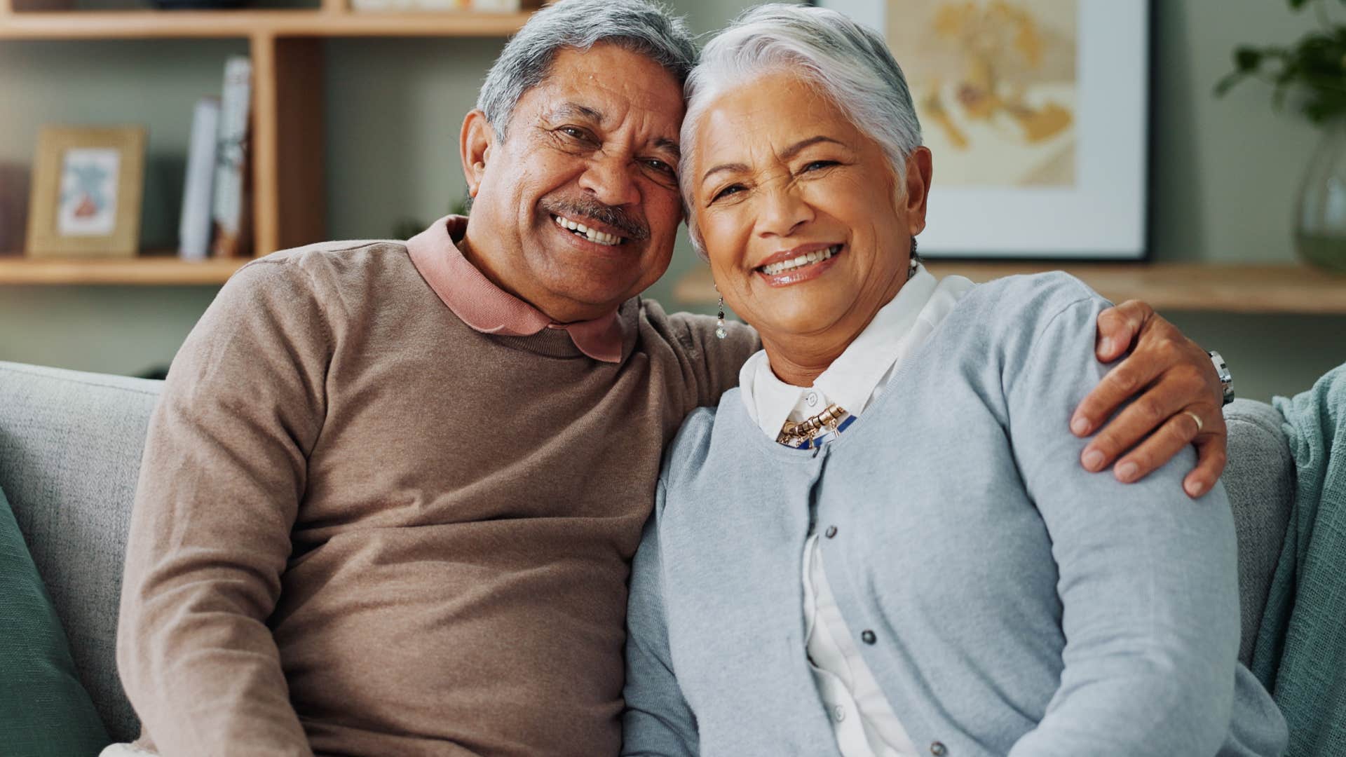 couple ignoring their phones to be more present with each other