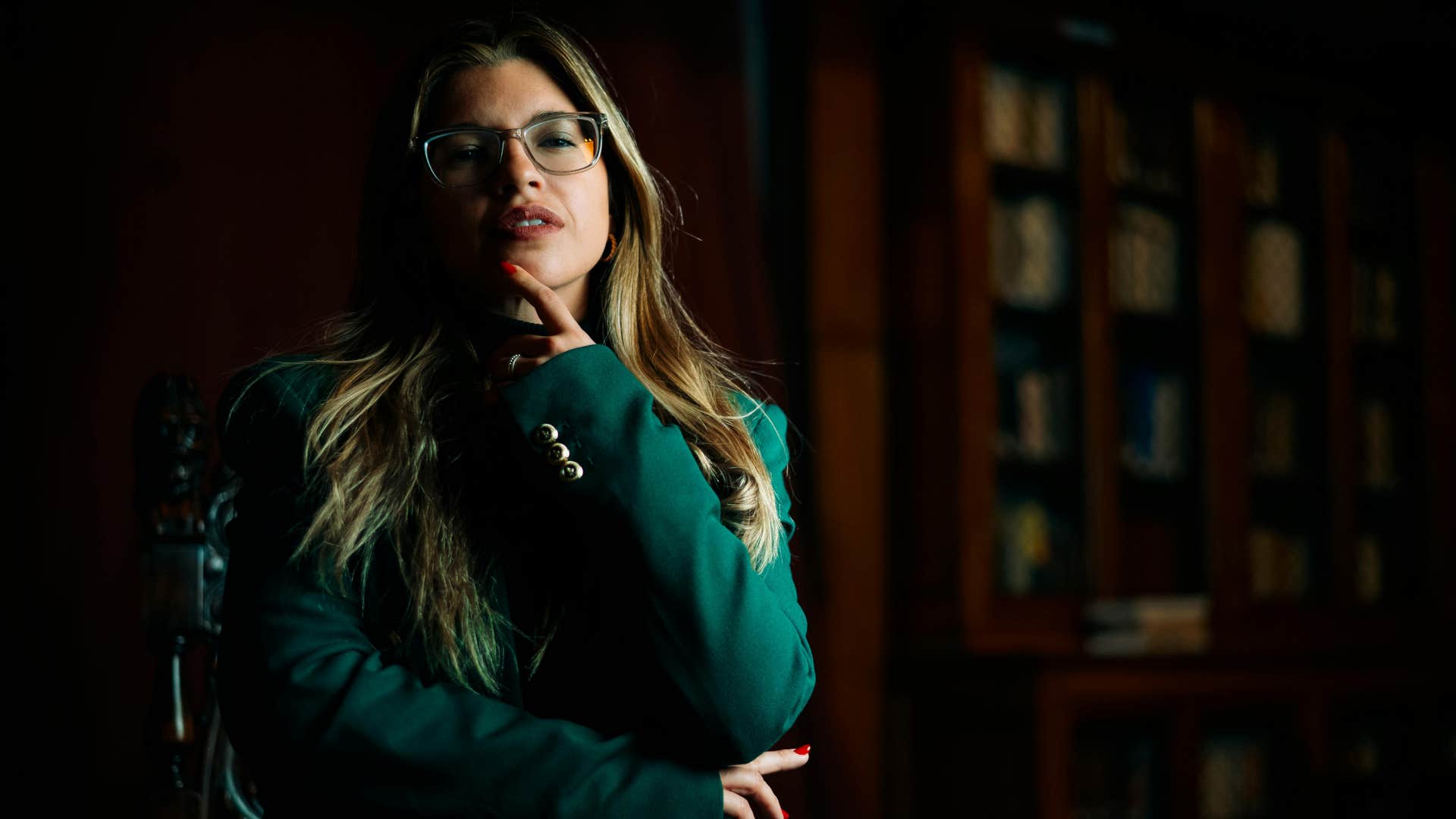 woman who is cognizant