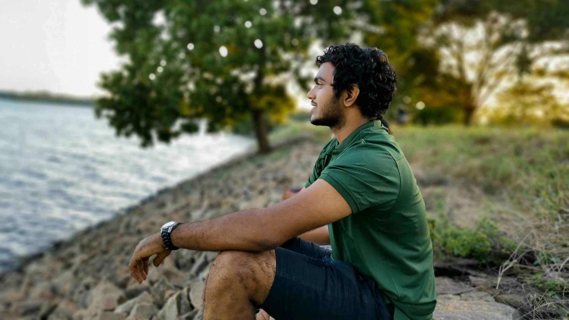 man who doesnt feel obligated to reply right away