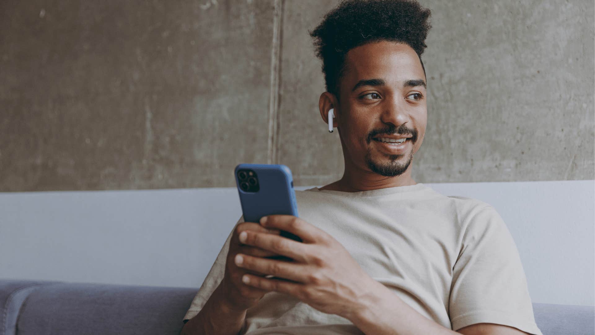 people with simple minds love these hobbies that bore highly analytical thinkers listening to ambient music