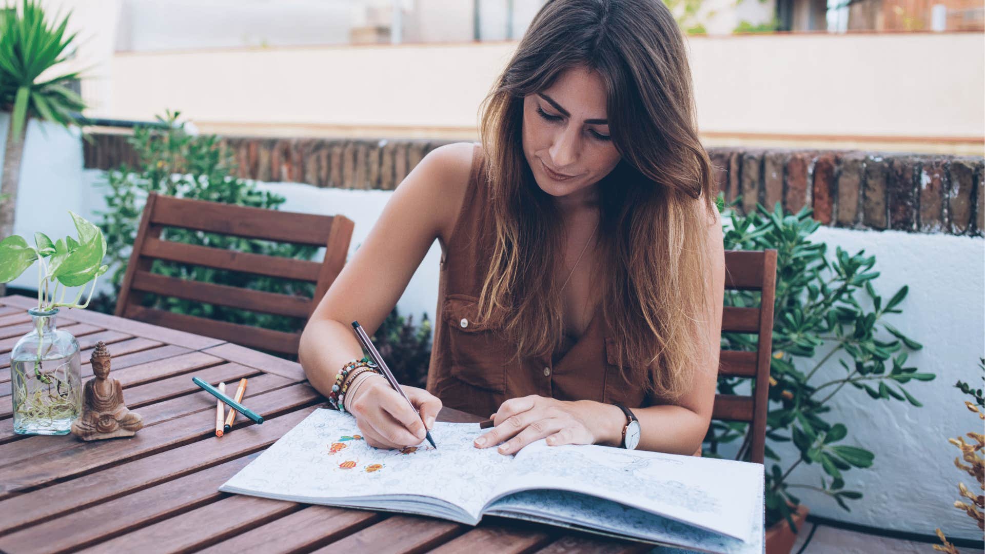 people with simple minds love these hobbies that bore highly analytical thinkers mindless coloring