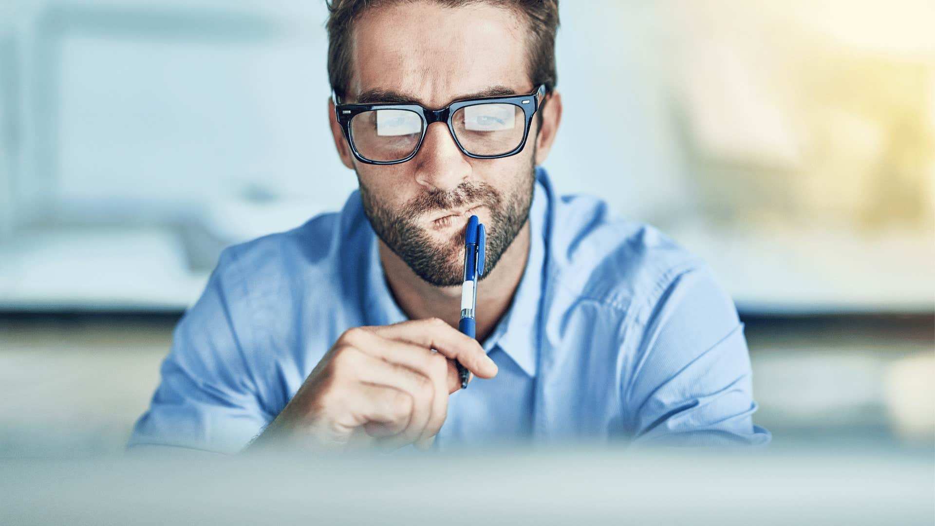 people with unusual brains do these odd habits daily connecting unrelated ideas