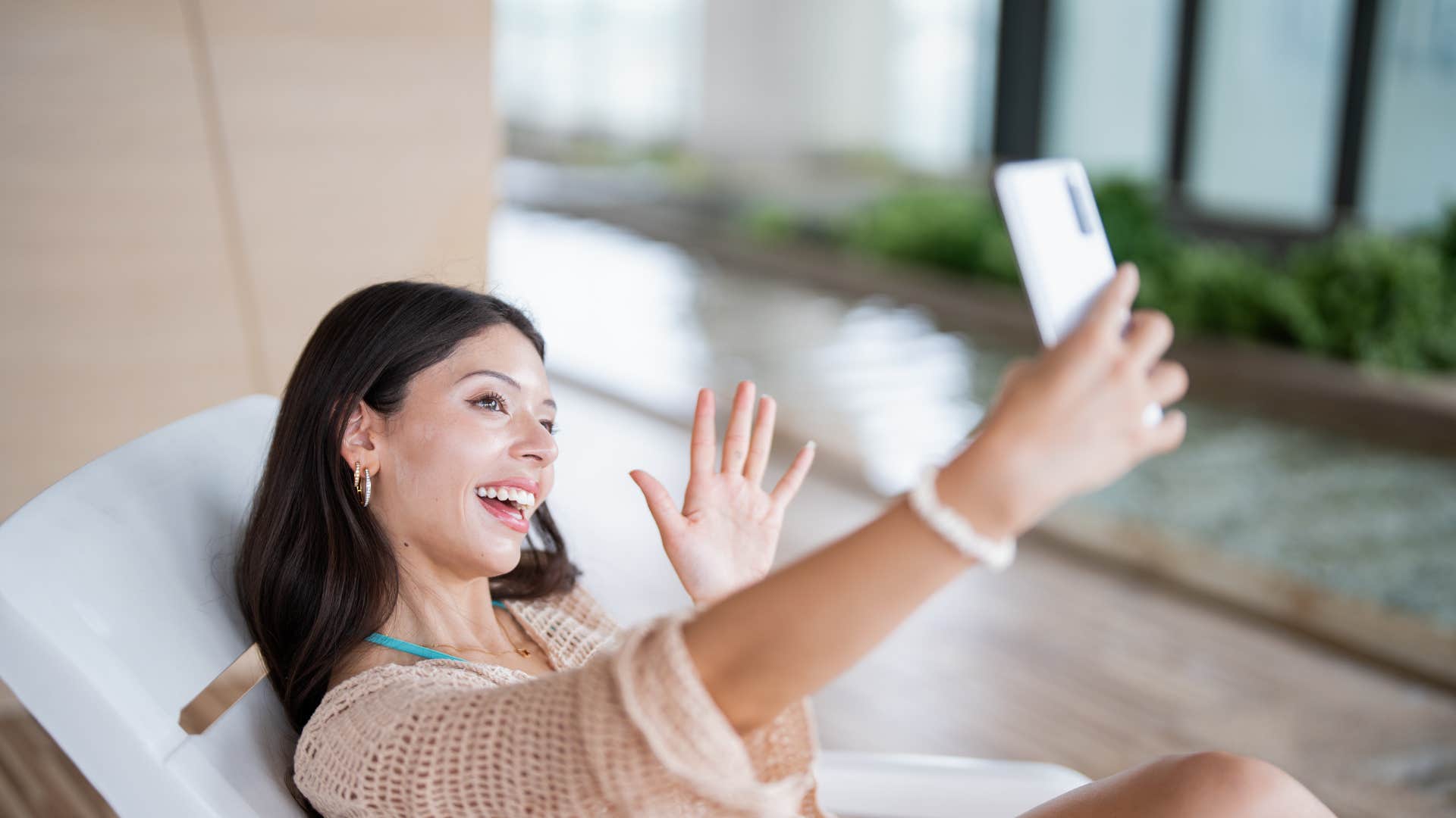 reasons companies are purging gen z workers or refuse to hire them at all they are not professional 