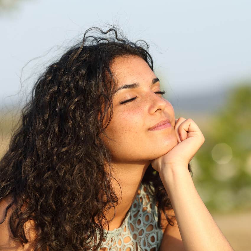 Woman microdosing mindfulness because she doesn't have enough time in the day