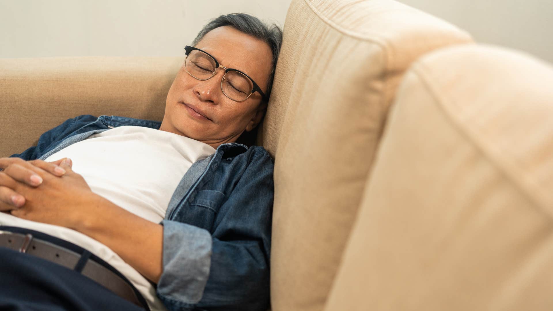 man who takes naps because it decreases risk of many diseases