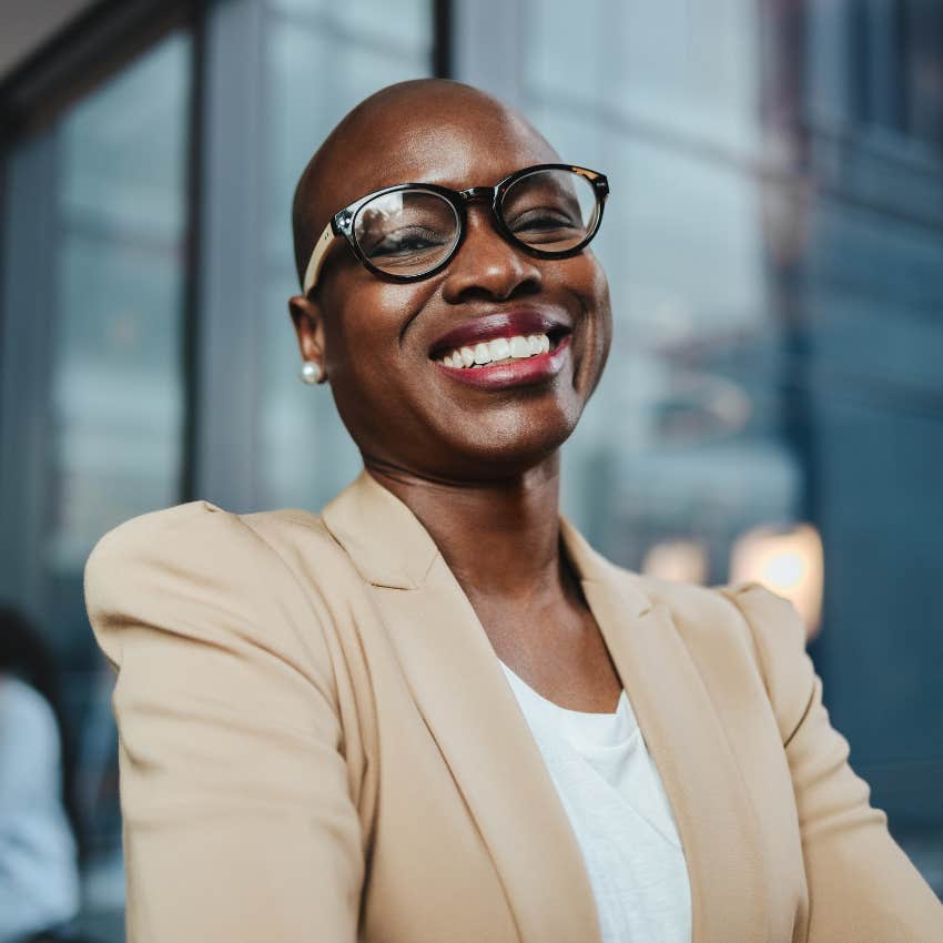 woman who bounces back by not avoiding risks