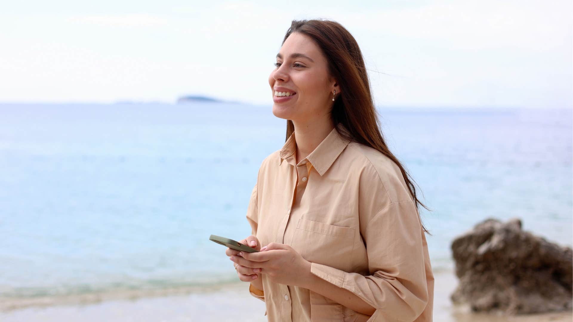 simple signs of high intelligence that show up in everyday behavior open-minded