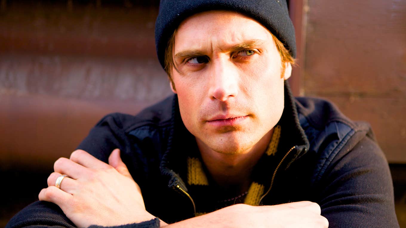 Simple Signs of Low Intelligence That Show Up in Everyday Behavior