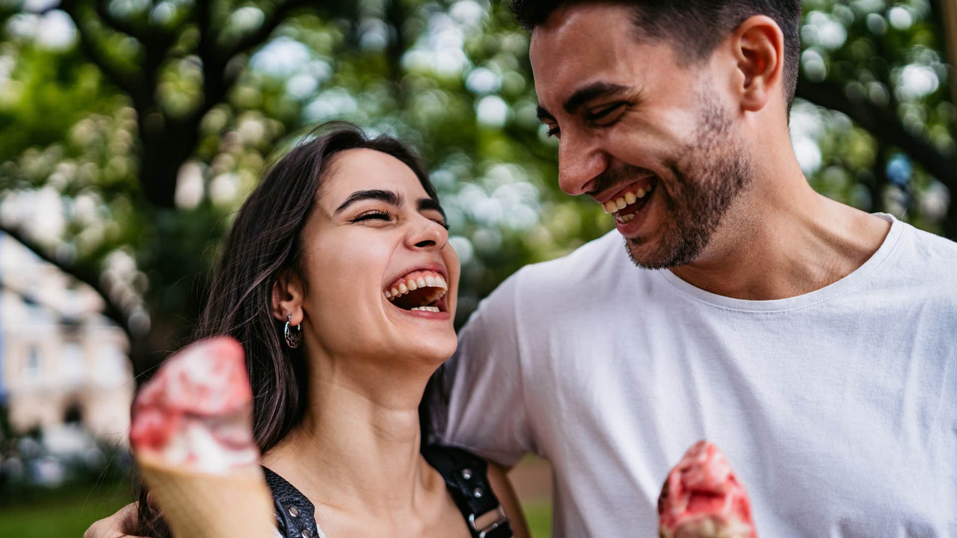 specific behaviors that make men treat you like a rare high value woman you have confidence