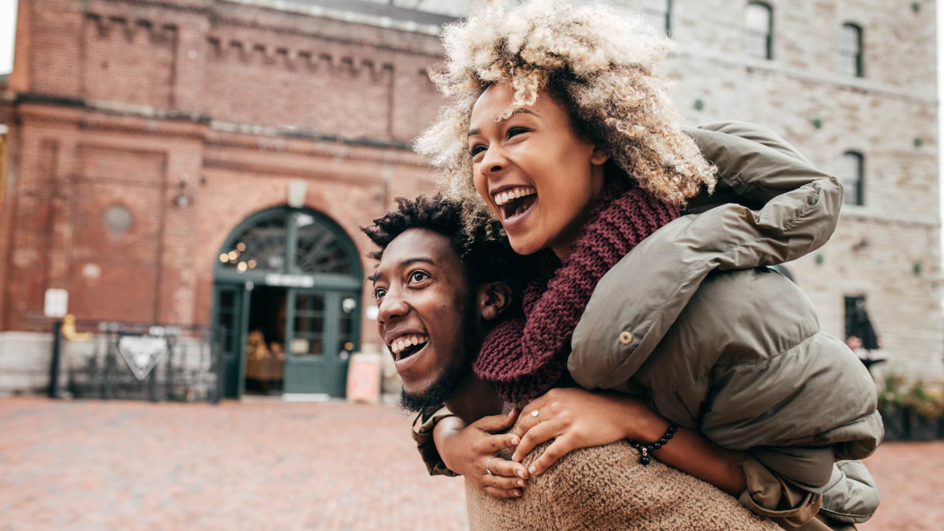 specific behaviors that make men treat you like a rare high value woman you are appreciative when it matters