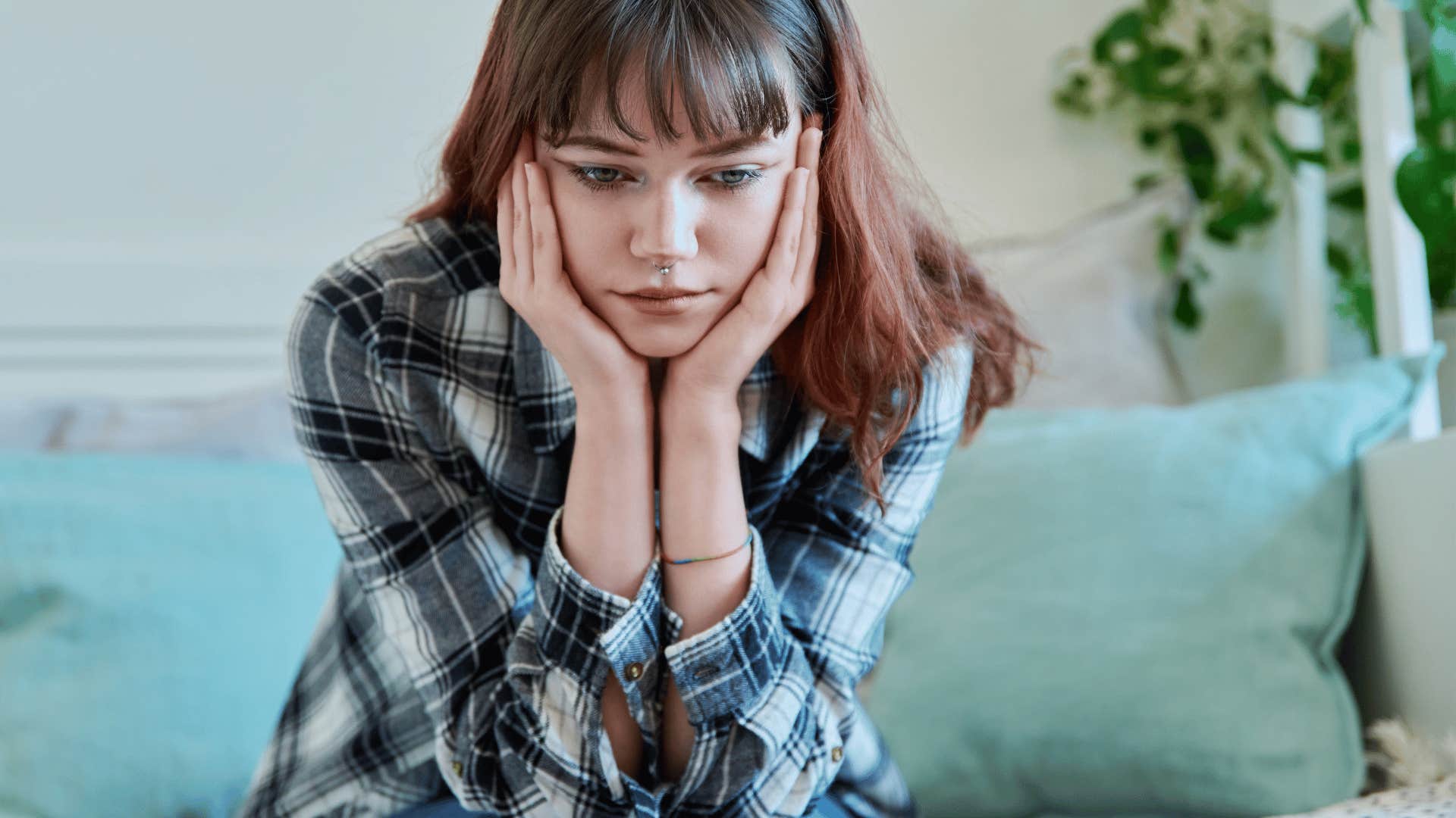 things people with zero common sense do daily that baffle everyone else repeating mistakes