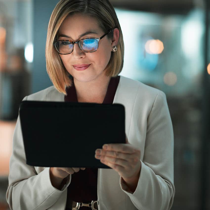 woman who is a boss people don't complain about after work as she pulls her weight