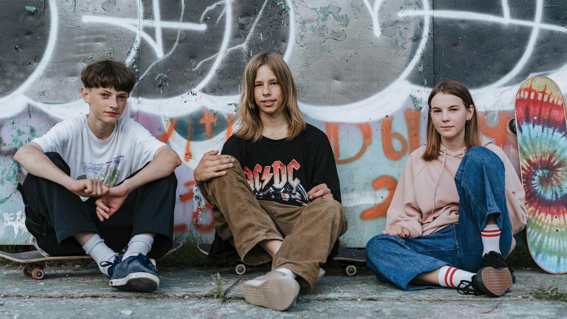 women who gets along better with guys because of how they bond