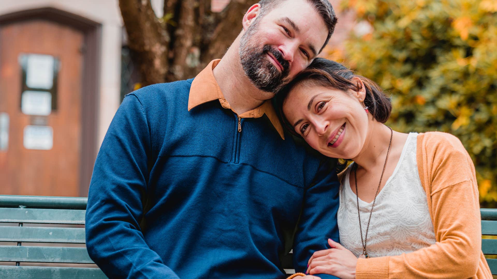 you can tell a woman truly loves her husband if she uses these adjectives to describe him dedicated