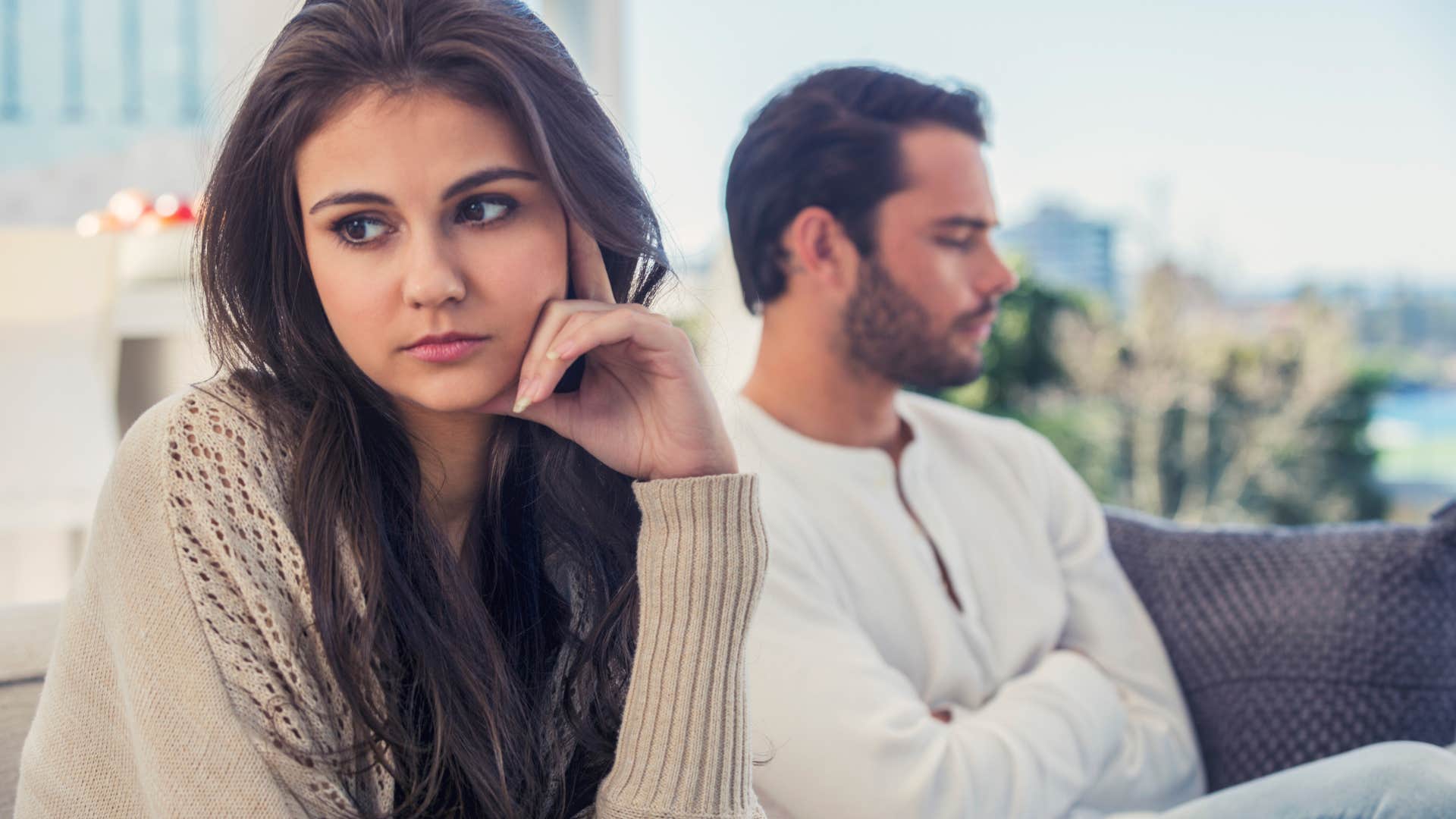 you can tell someone is a truly terrible person if they do these things they ignore boundaries