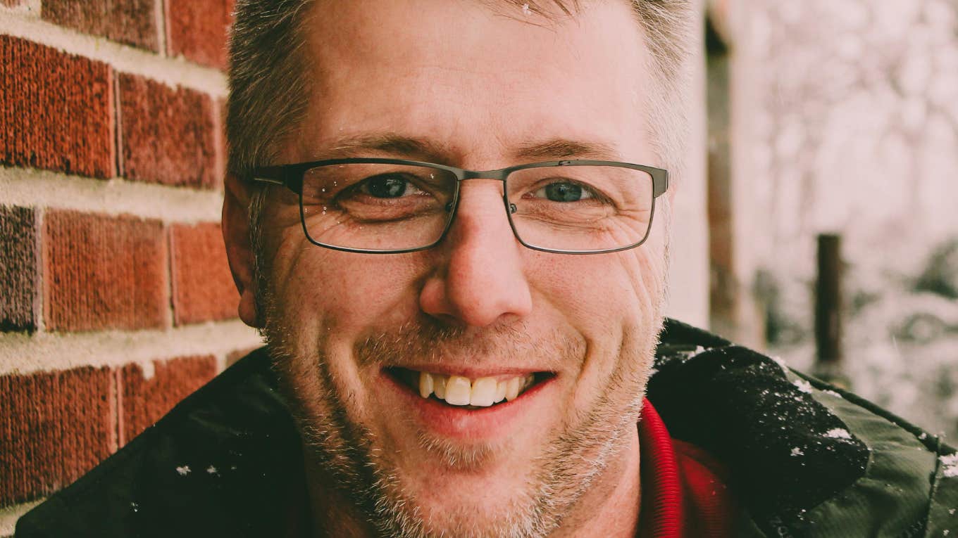 Men Who Never Stop Making Their Wives Feel Special Usually Have These 4 Distinct Personality Traits