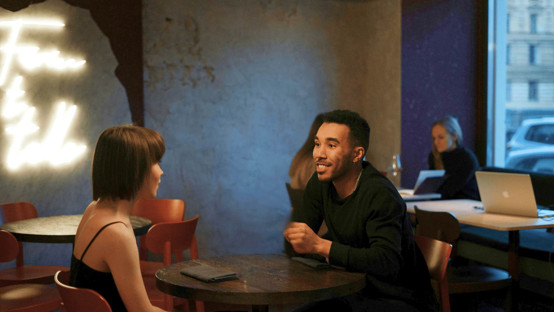 couple on date asking tough questions upfront