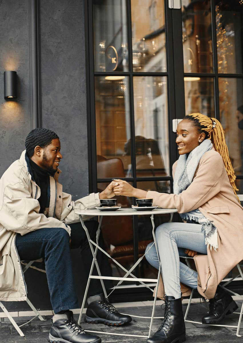 couple on their first date