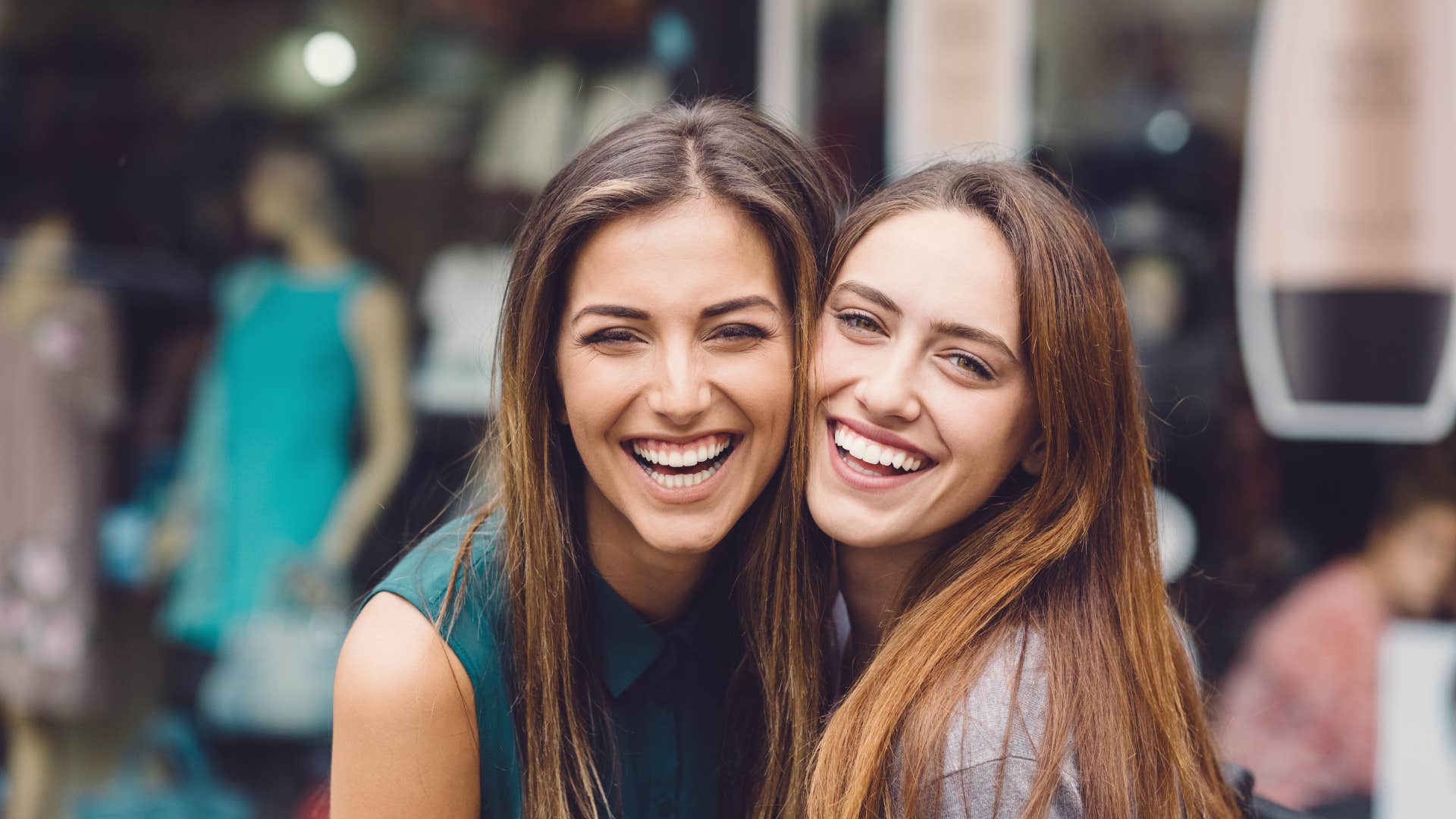 if a woman has these habits shes probably the best friend youll ever have she strands by you no matter what