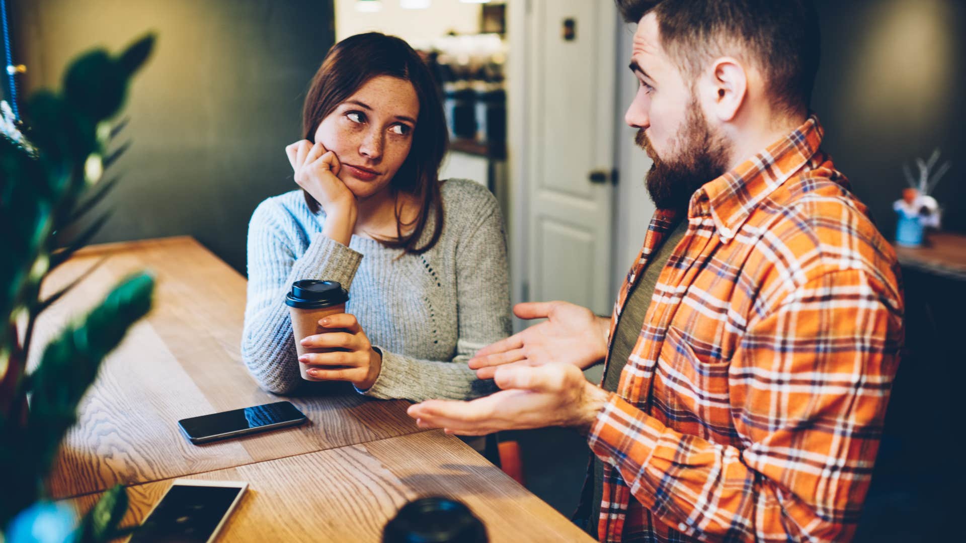 young man not agreeing with woman who refuses to admit she's wrong