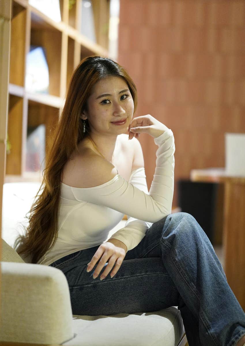 narcissist who controls the mom group