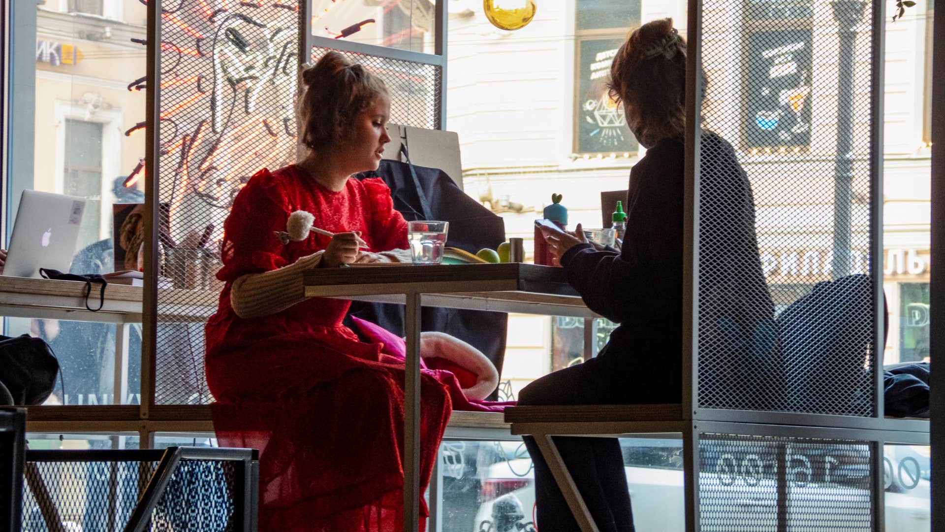 woman putting herself down saying i'm so bad at this