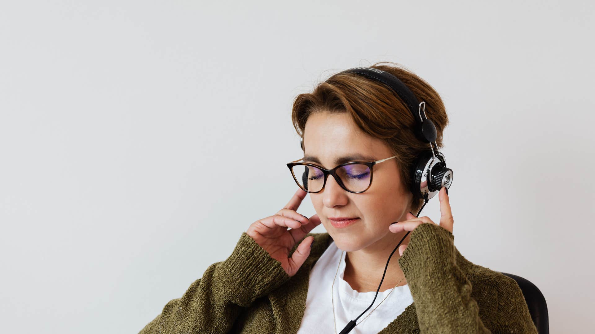 woman who thinks the 90s were only 20 years ago saying thats not classic rock
