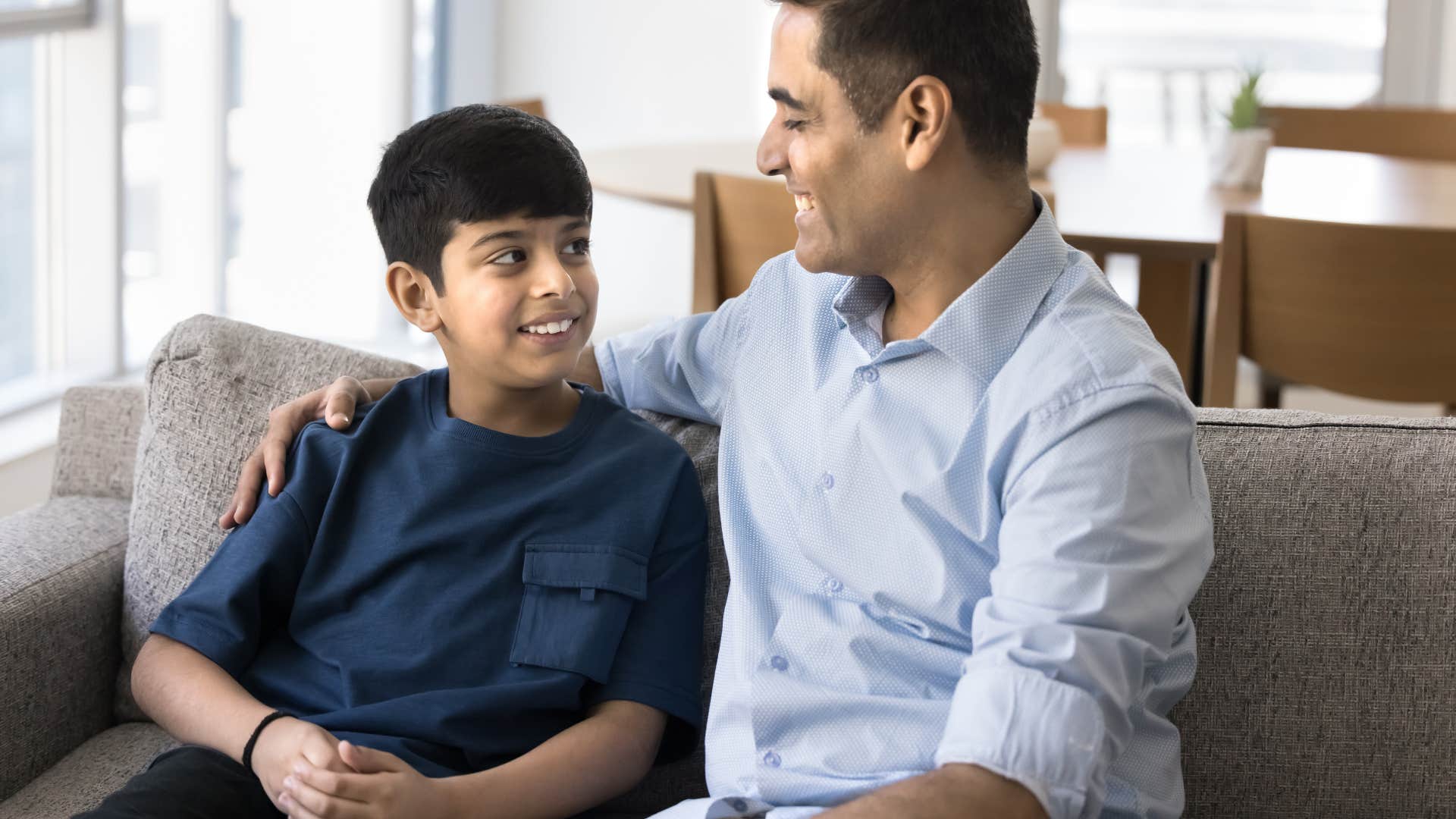 dad giving son good advice without lecturing him
