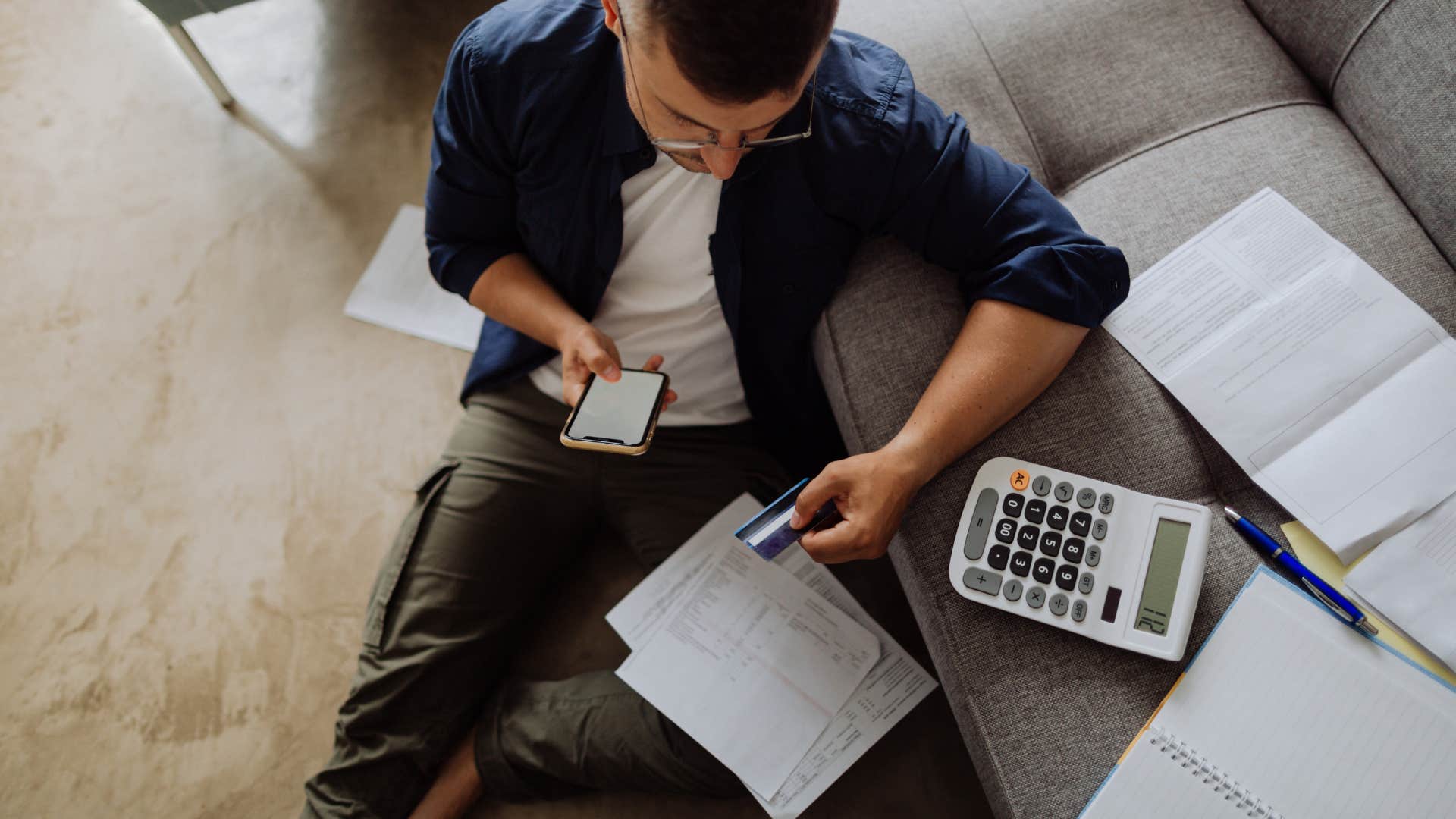 if your husband automatically does these things before you ask you married a rare man pays the bills