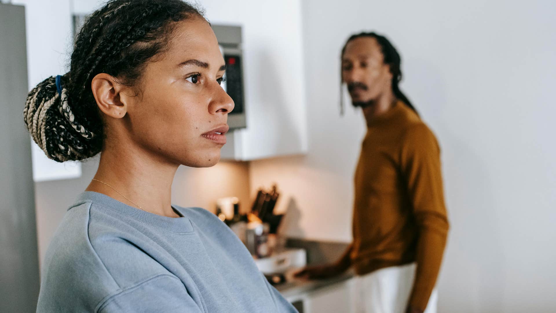 men who are nice to everyone but the woman in their life usually have these low quality habits he never compliments her