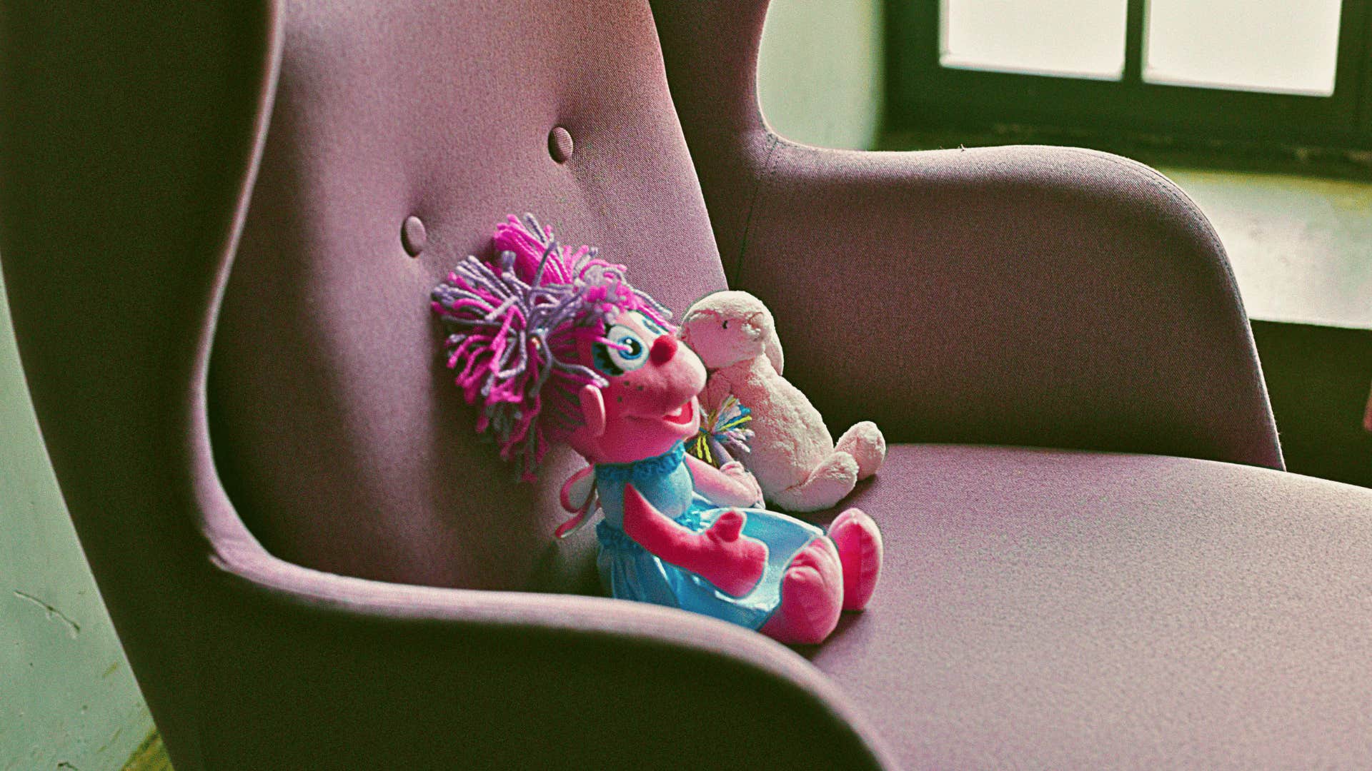 modern parents seeing their kids presence everywhere