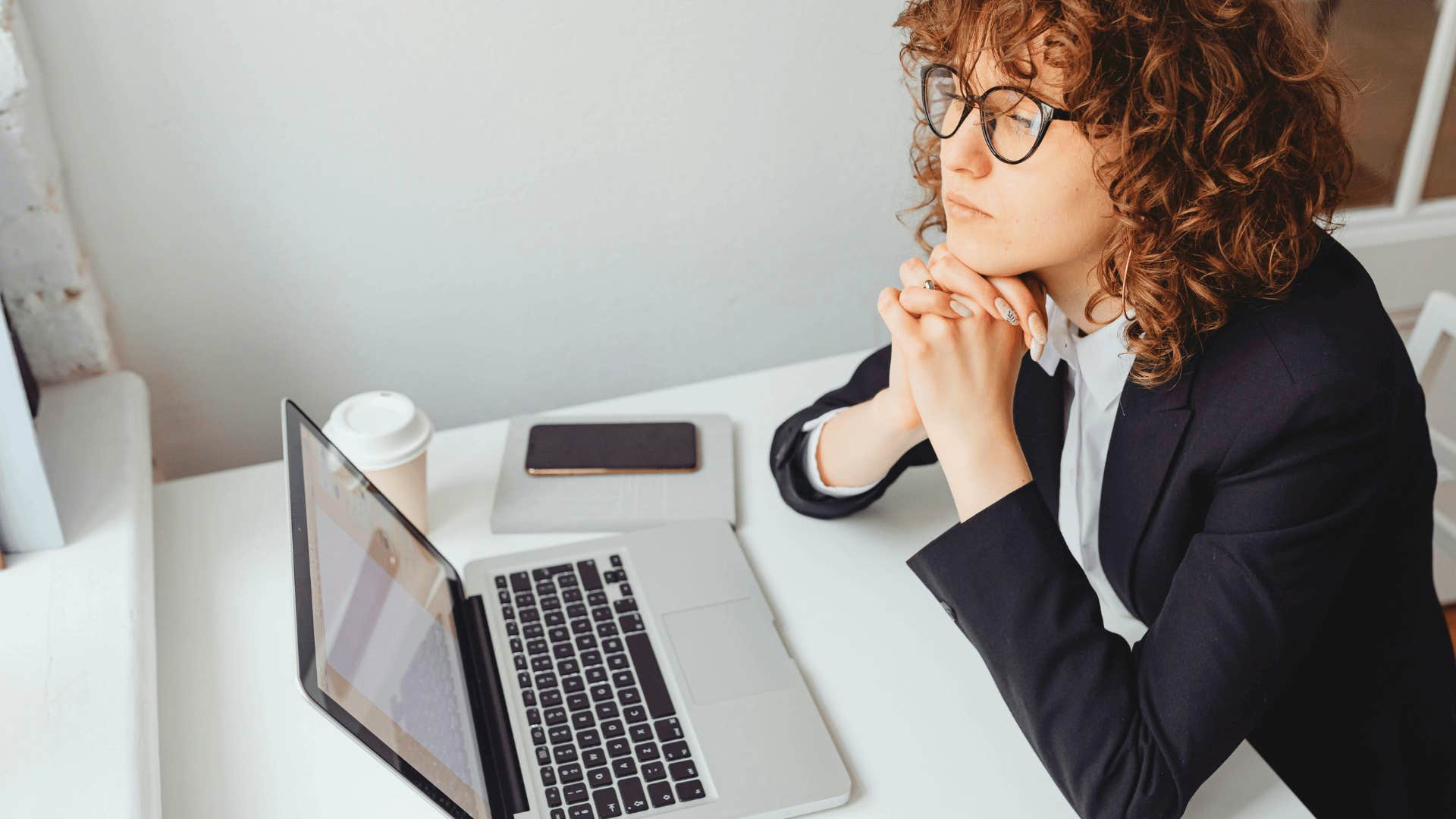 morning habit of avoiding multitasking throughout the day