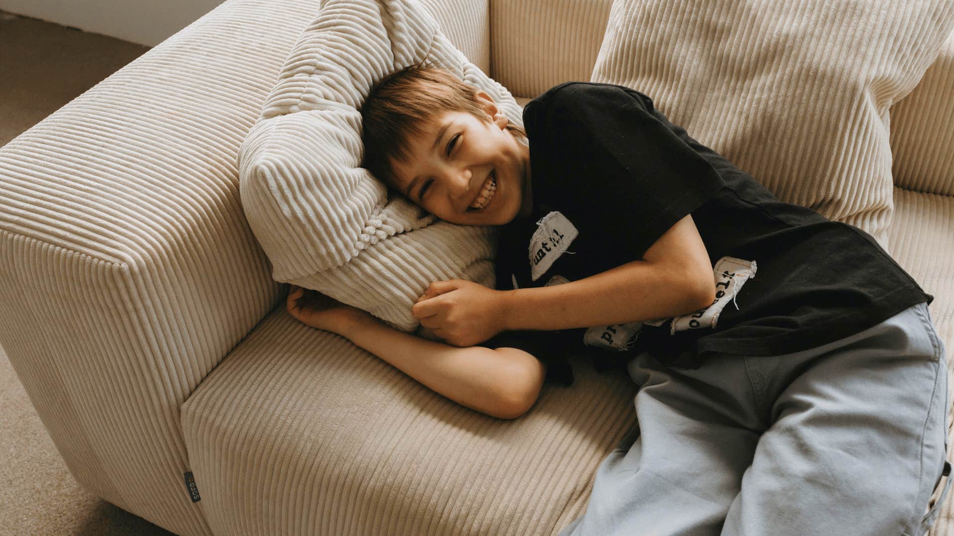 parent modeling leaving their phone in their bag when coming home