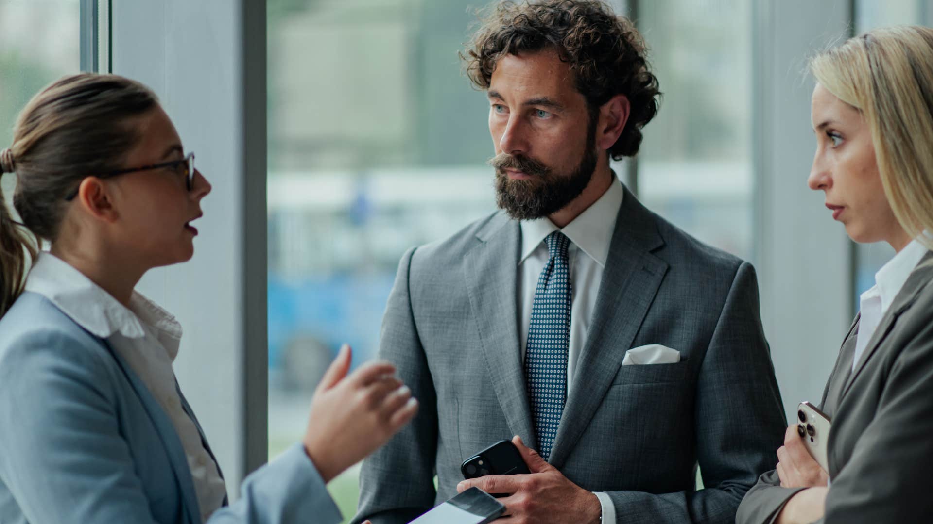 boss who's flexible to the needs of others talking at work