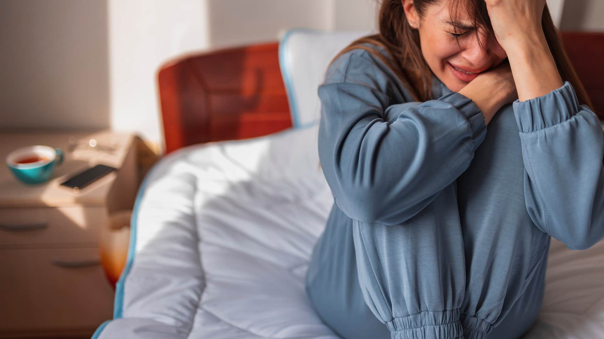 people who are always waiting for something bad to happen usually had these sad experiences prior trauma